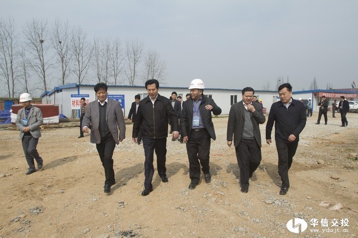 省委常委、市委書(shū)記黃楚平調(diào)研白洋港口新區(qū)1.jpg